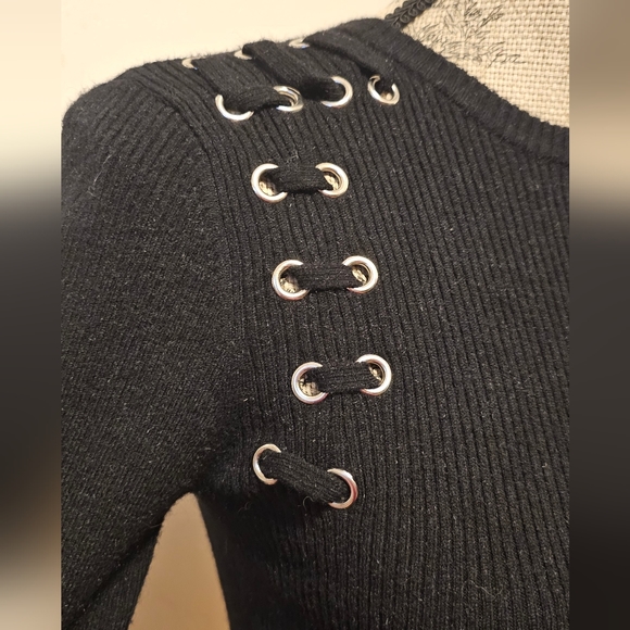 Forever 21 knitted cropped shirt - Picture 4 of 4